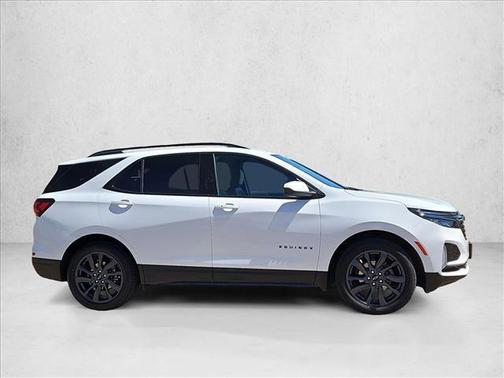 Summit White 2022 Chevrolet Equinox FWD RS