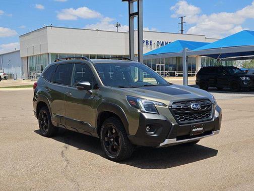 Autumn Green Metallic 2024 Subaru Forester Wilderness