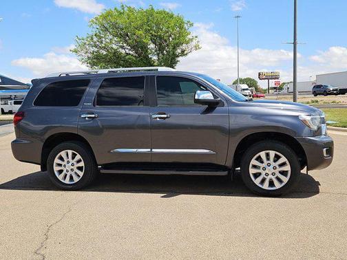 Magnetic Gray Metallic 2020 Toyota Sequoia Platinum