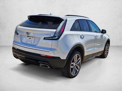 Crystal White Tricoat 2021 Cadillac XT4 Sport