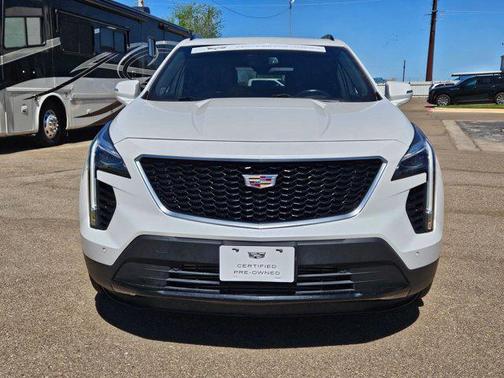 Crystal White Tricoat 2021 Cadillac XT4 Sport