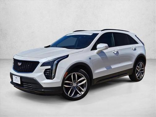 Crystal White Tricoat 2021 Cadillac XT4 Sport