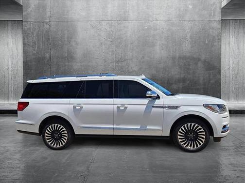 2021 Lincoln Navigator Black Label