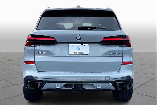 Brooklyn Grey Metallic 2026 BMW X5 xDrive40i
