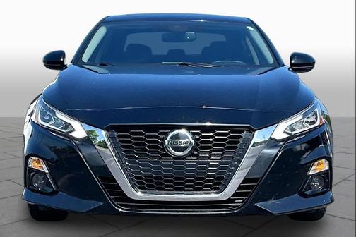 Super Black 2022 Nissan Altima Platinum Intelligent AWD