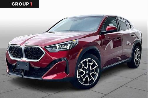 Vegas Red Metallic 2025 BMW X2