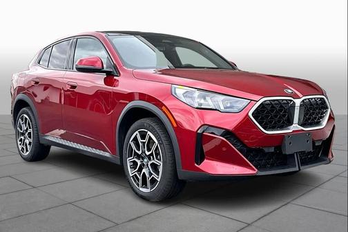 Vegas Red Metallic 2025 BMW X2