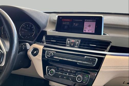 Cashmere Silver Metallic 2021 BMW X1 sDrive28i