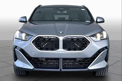 Skyscraper Grey Metallic 2026 BMW X2 xDrive28i