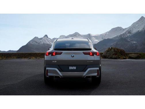 Skyscraper Grey Metallic 2026 BMW X2 xDrive28i