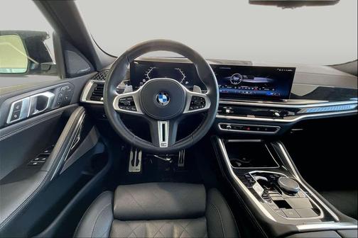 Dravit Grey Metallic 2026 BMW X6 M60i