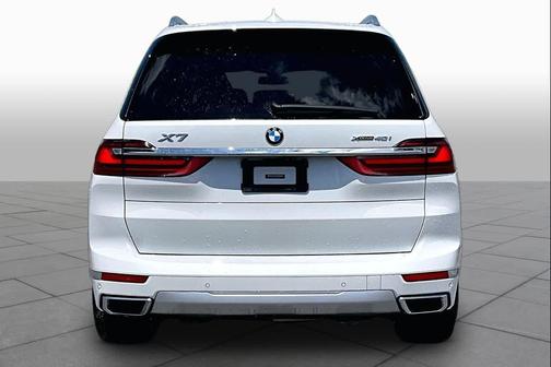Mineral White Metallic 2020 BMW X7 xDrive40i