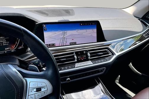 Mineral White Metallic 2020 BMW X7 xDrive40i