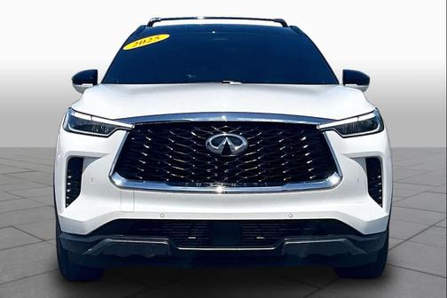 Majestic White/Black Obsidian 2025 INFINITI QX60 AUTOGRAPH