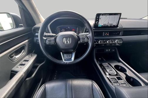Sonic Gray Pearl 2025 Honda Pilot Elite