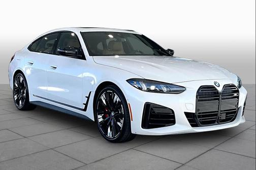 Mineral White Metallic 2026 BMW M440 i