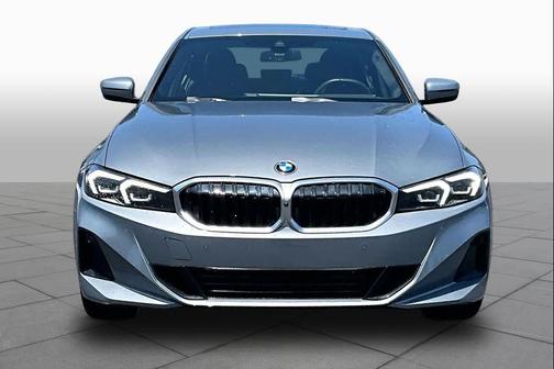 Skyscraper Grey Metallic 2025 BMW 330 330i