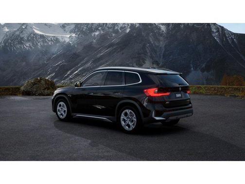 Black Sapphire Metallic 2026 BMW X1 xDrive28i