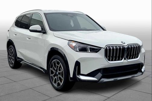 Alpine White 2025 BMW X1 xDrive28i