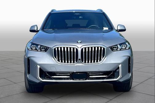 Skyscraper Grey Metallic 2026 BMW X5 sDrive40i
