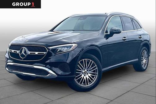 Obsidian Black Metallic 2025 Mercedes-Benz GLC 300 Base