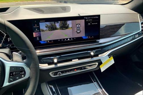 Mineral White Metallic 2026 BMW X5 sDrive40i