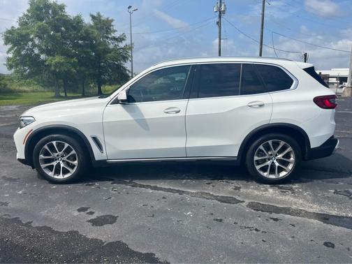 Alpine White 2020 BMW X5 sDrive40i