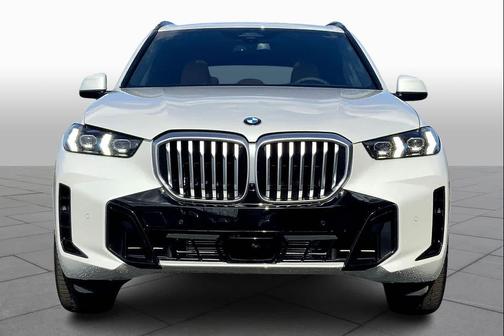 Mineral White Metallic 2026 BMW X5 sDrive40i