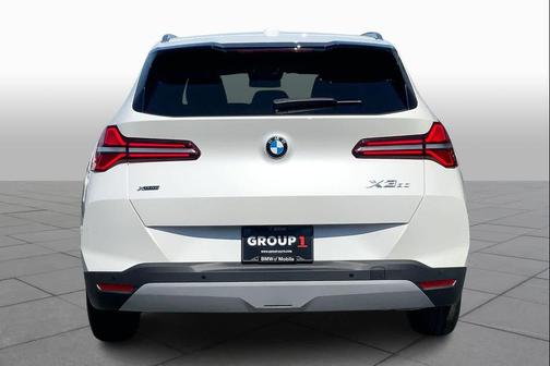 Mineral White Metallic 2026 BMW X3 30 xDrive