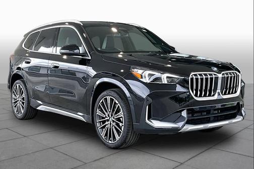 Black Sapphire Metallic 2026 BMW X1 xDrive28i