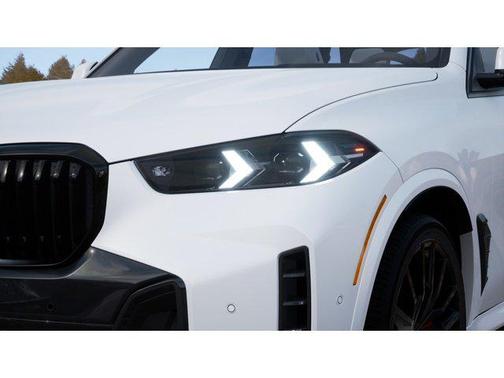 Mineral White Metallic 2026 BMW X5 sDrive40i