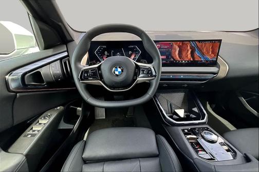 Mineral White Metallic 2025 BMW X3 30 xDrive