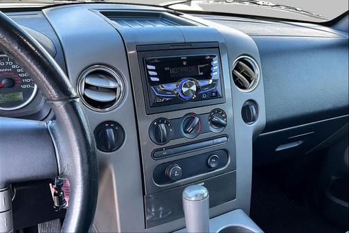 Silver Clearcoat Metallic 2005 Ford F-150 XL