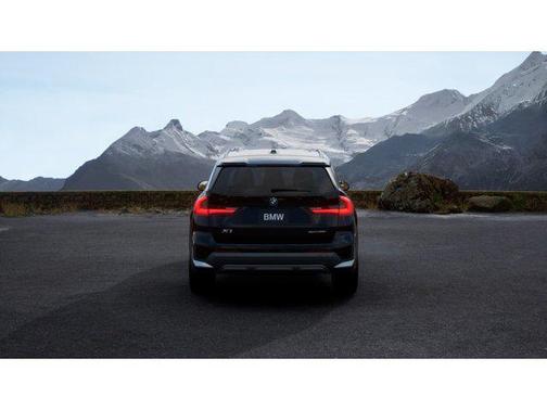 Black Sapphire Metallic 2026 BMW X1 xDrive28i