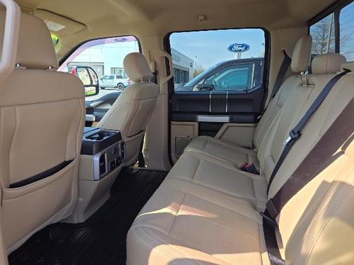 RAPID RED 2020 Ford F-350 LARIAT SUPER DUTY