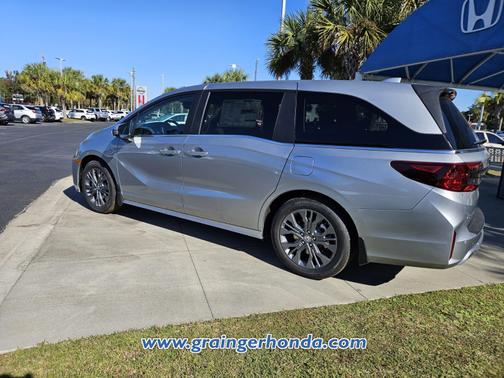 2025 Honda Odyssey 
