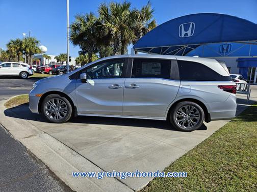 2025 Honda Odyssey 