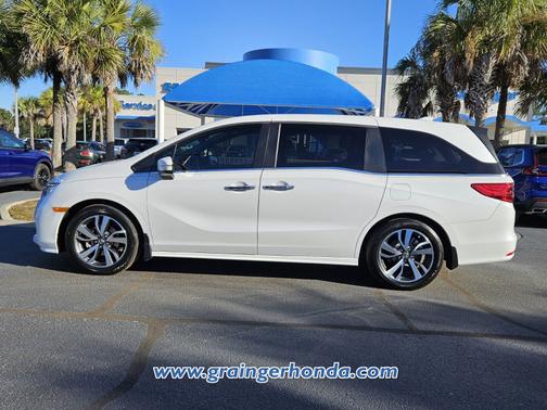 2023 Honda Odyssey 