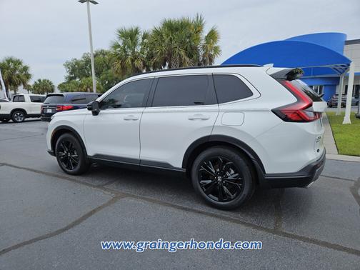 Platinum White Pearl 2023 Honda CR-V Hybrid
