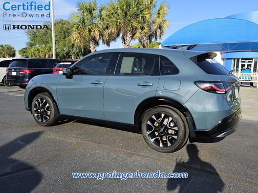 Nordic Forest Pearl 2026 Honda HR-V