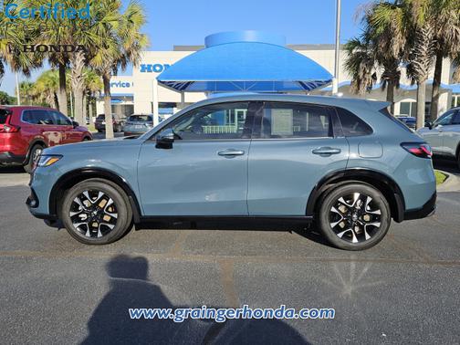 Nordic Forest Pearl 2026 Honda HR-V