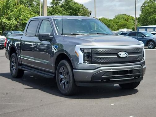 2025 Ford F-150 Lightning Flash