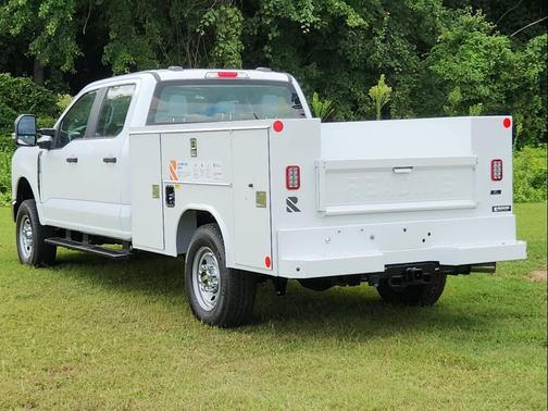 2025 Ford F-250 XL