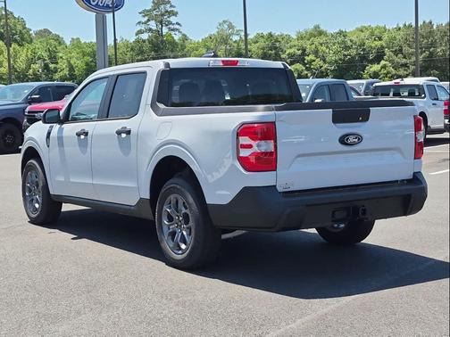 SPACE WHITE METALLIC 2026 Ford Maverick XLT