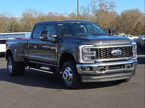 2026 Ford F-350 Lariat