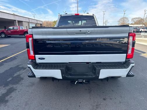 2026 Ford F-450 Platinum