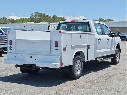 OXFORD WHITE 2026 Ford F-250 XL