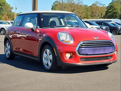 2017 MINI Hardtop Cooper