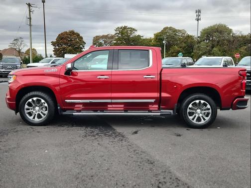 2023 Chevrolet Silverado 1500 High Country