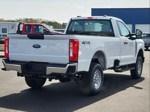 2025 Ford F-250 XL